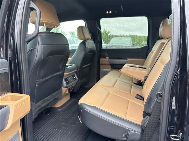 Used 2023 Ford F250 Lariat w/ Chrome Package AWD/4WD image 9