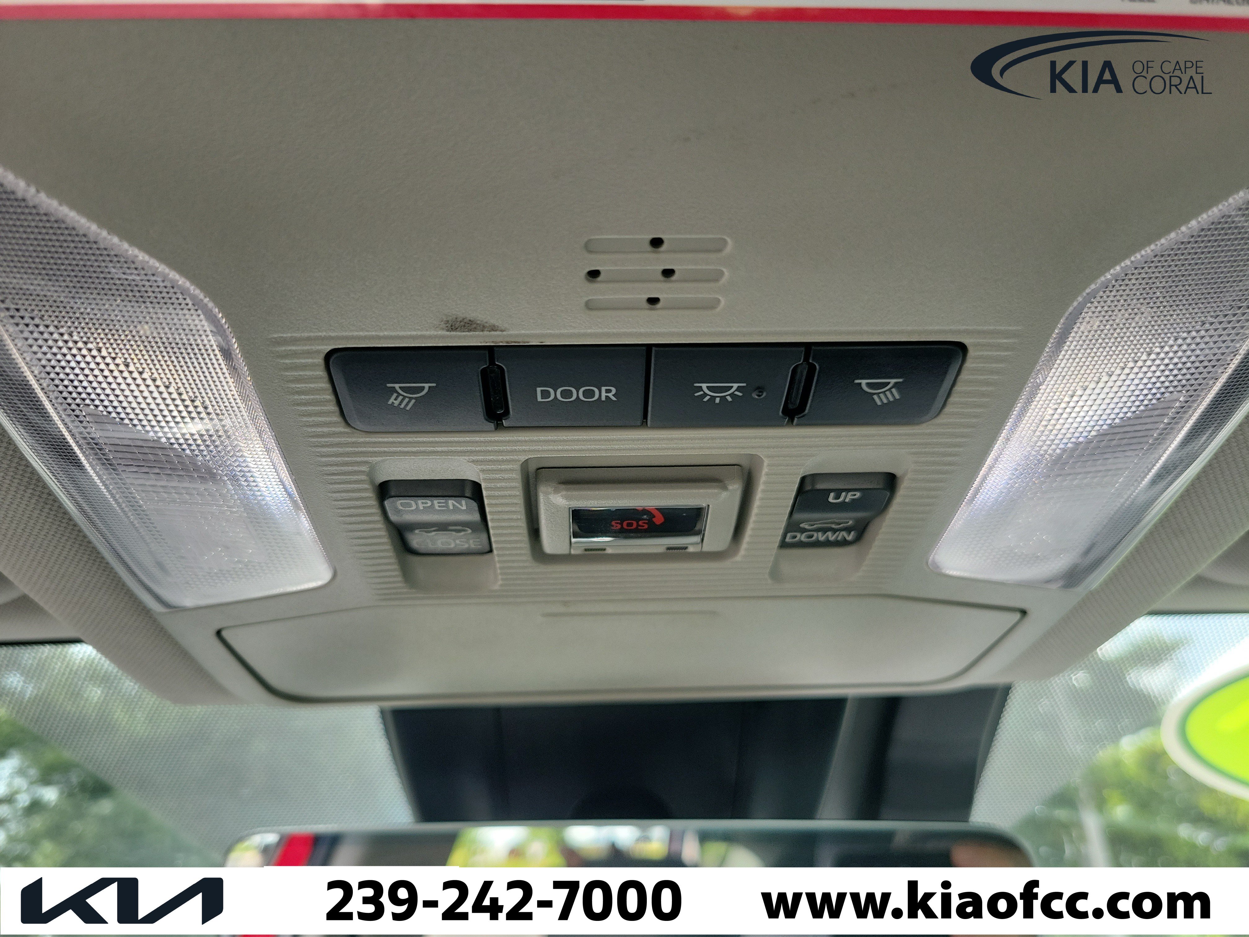 Used 2024 Toyota RAV4 Limited w/ Advanced Technology Package FWD image 19
