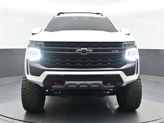 Used 2023 Chevrolet Suburban Z71 w/ Luxury Package image 3