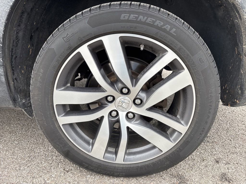 Used 2017 Honda Pilot Touring image 8