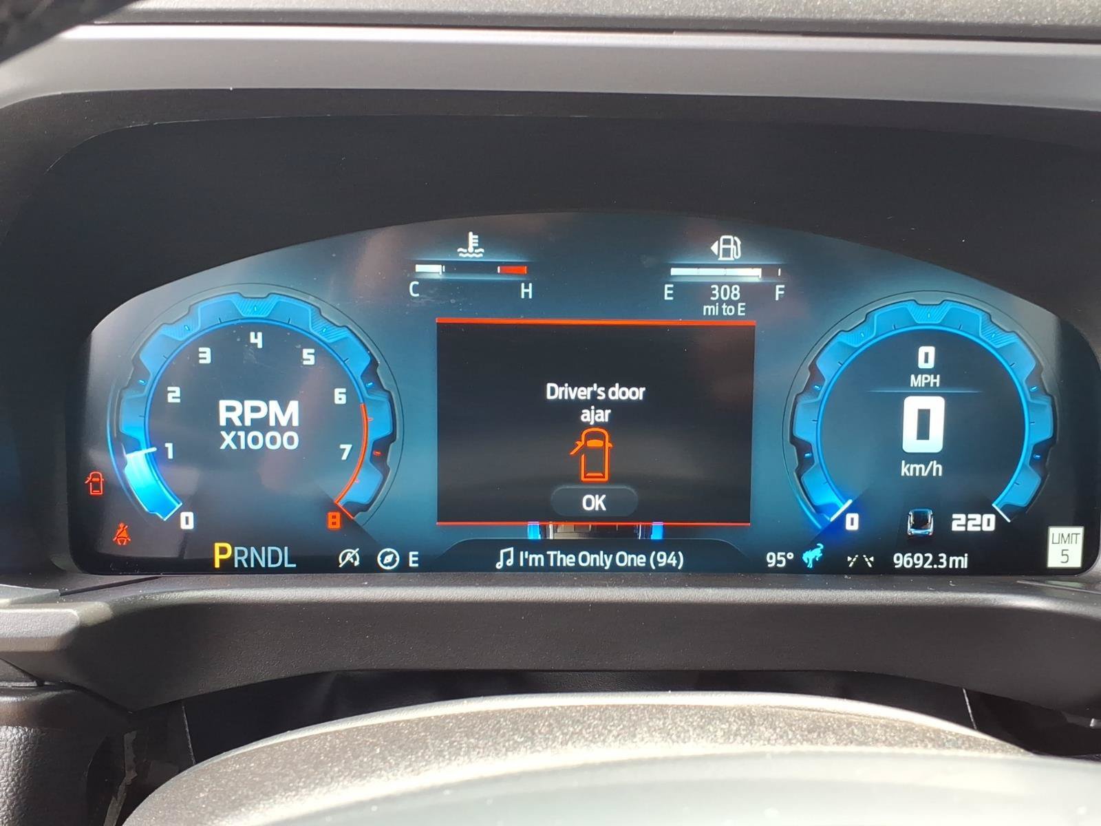 Certified 2025 Ford Bronco Sport Outer Banks w/ Outer Banks Tech Package+ AWD/4WD image 18