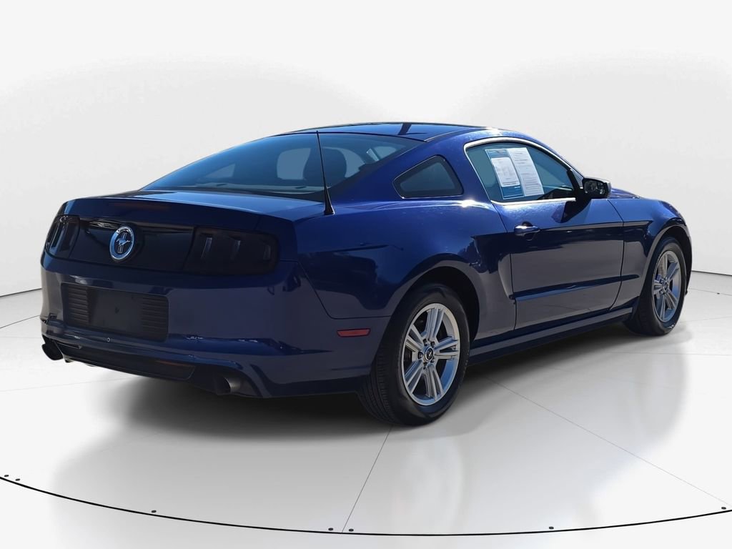 Used 2014 Ford Mustang Coupe image 5