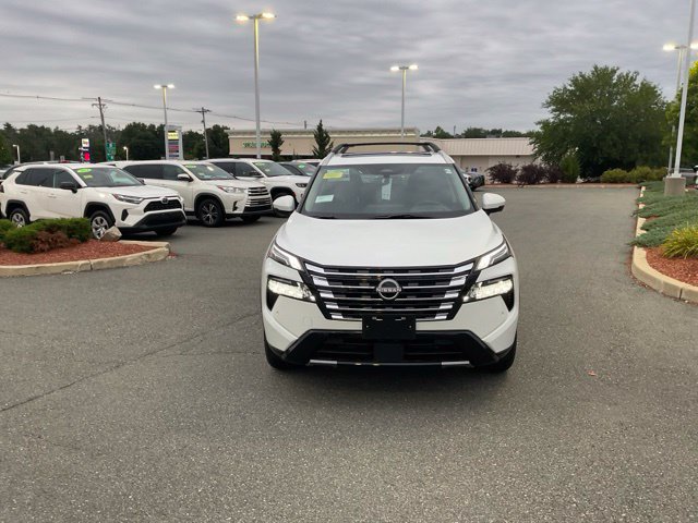 New 2026 Nissan Rogue Platinum w/ Platinum Premium Package AWD/4WD image 2
