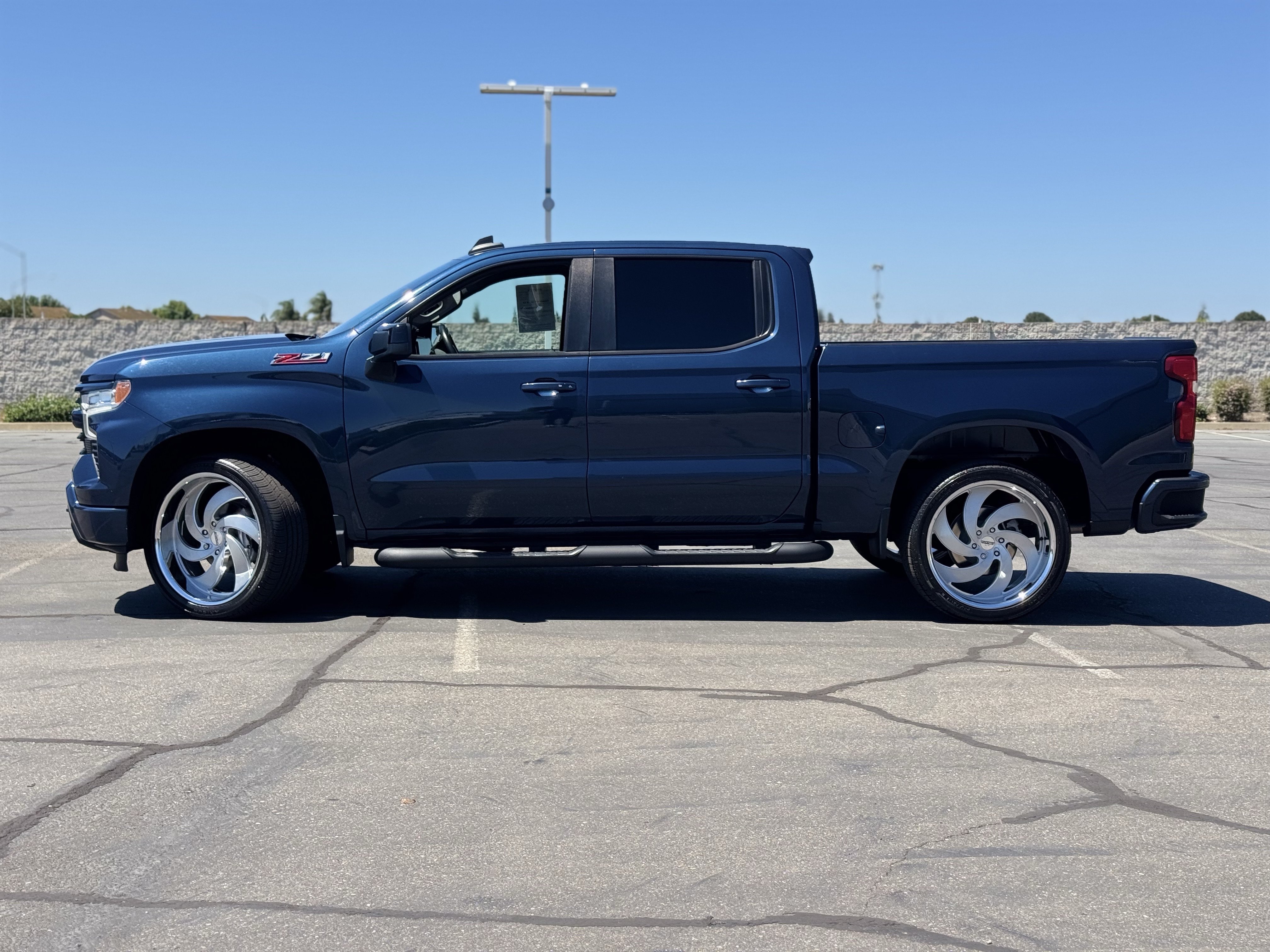 Used 2023 Chevrolet Silverado 1500 RST w/ All Star Edition Plus AWD/4WD image 4