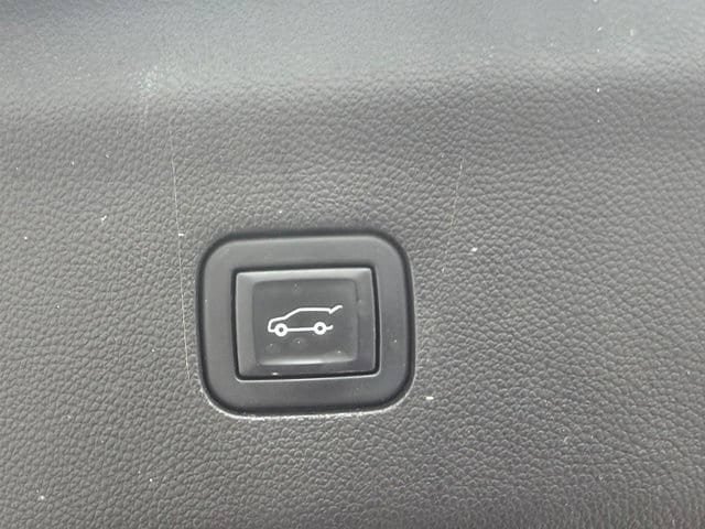 Used 2020 Buick Enclave Essence FWD image 9