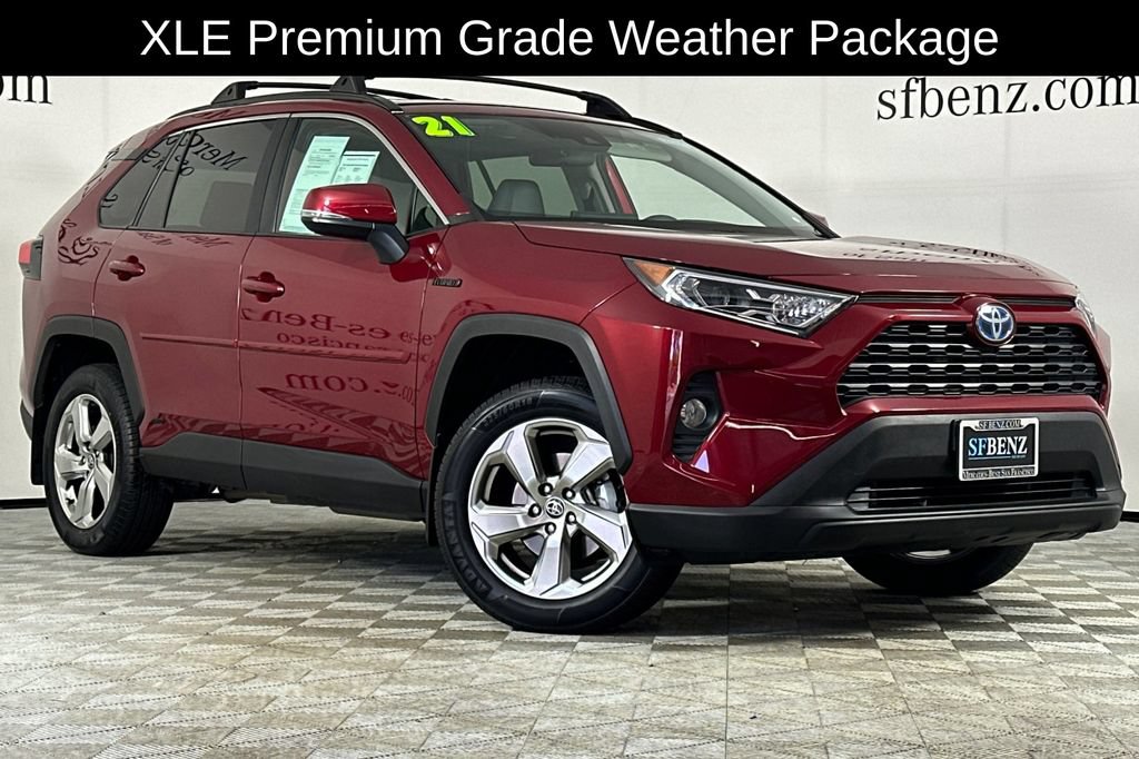 Used 2021 Toyota RAV4 XLE Premium AWD/4WD image 2