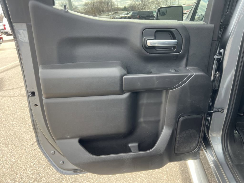 Certified 2021 Chevrolet Silverado 1500 LT AWD/4WD image 15