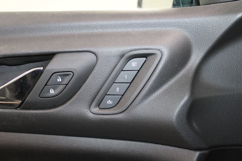 Used 2023 GMC Acadia AT4 w/ Preferred Package image 22