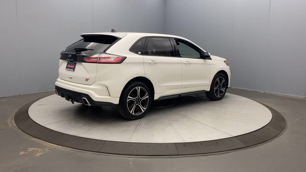 Used 2022 Ford Edge ST AWD/4WD image 5