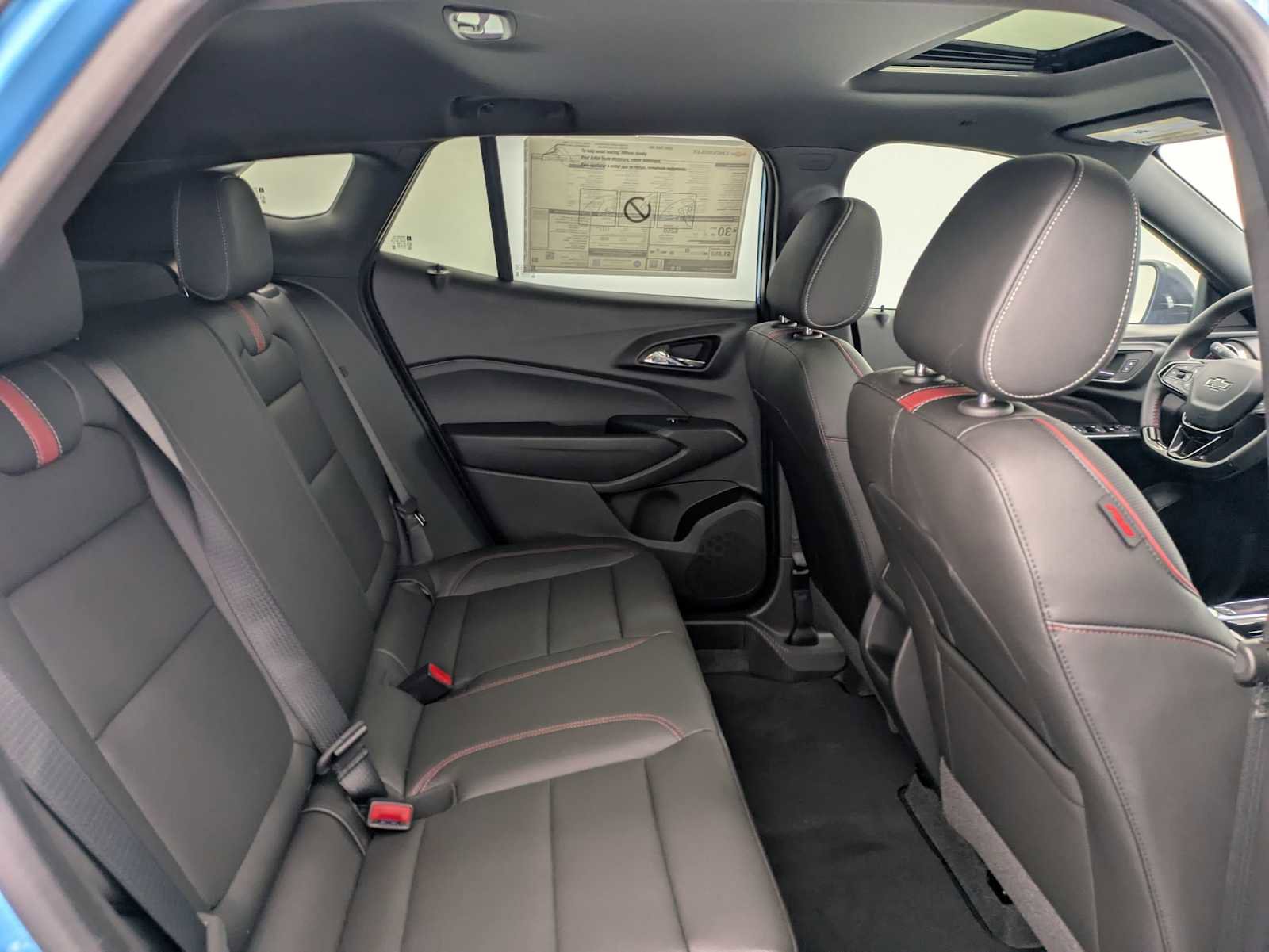 New 2026 Chevrolet Trax RS w/ Sunroof Package FWD image 21