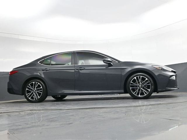 Used 2025 Toyota Camry XLE w/ Premium Plus Package FWD image 30