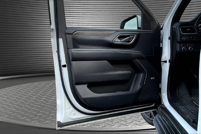 Used 2023 Chevrolet Tahoe LT AWD/4WD image 20