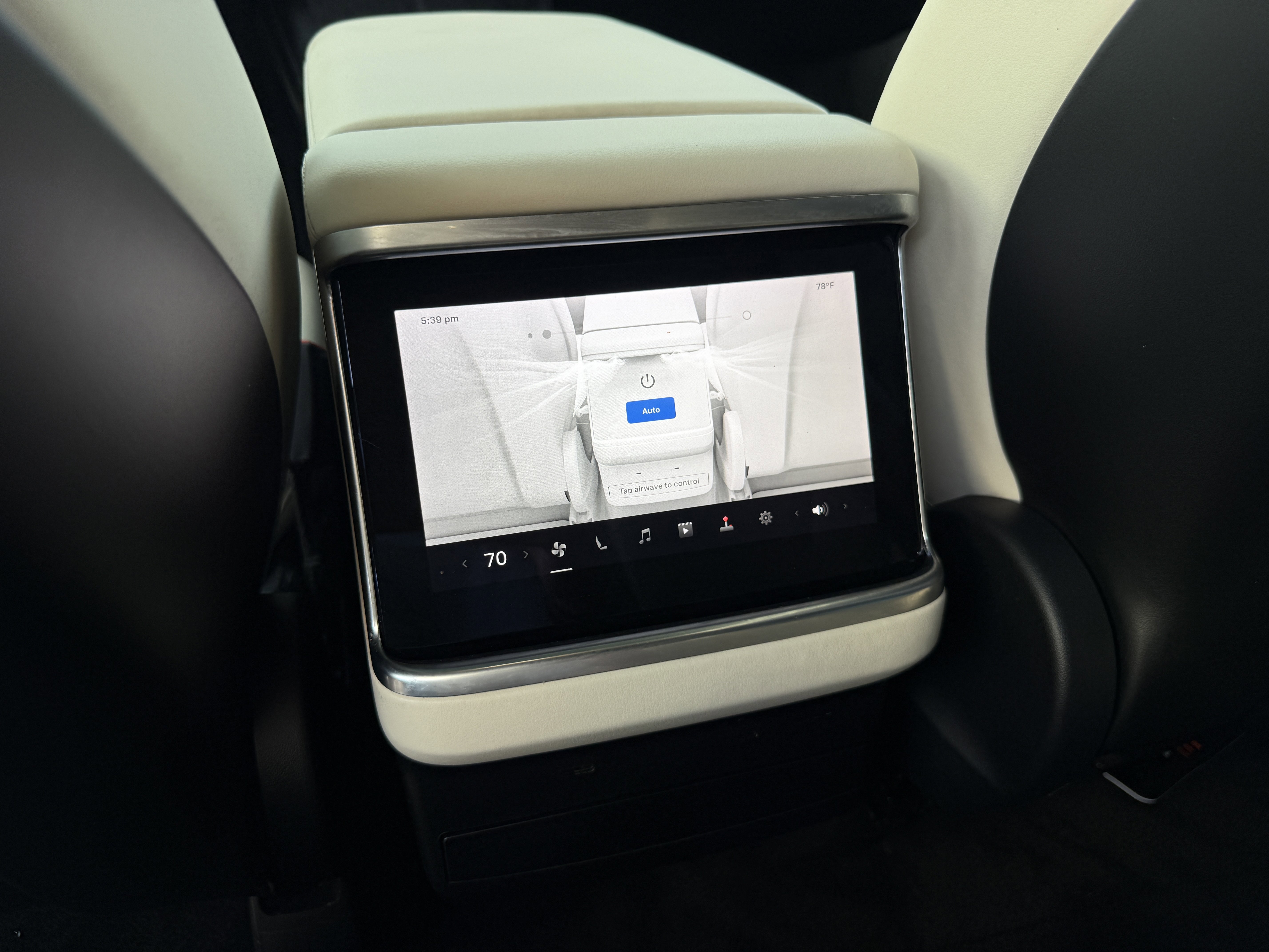 Used 2022 Tesla Model X Plaid AWD/4WD image 32