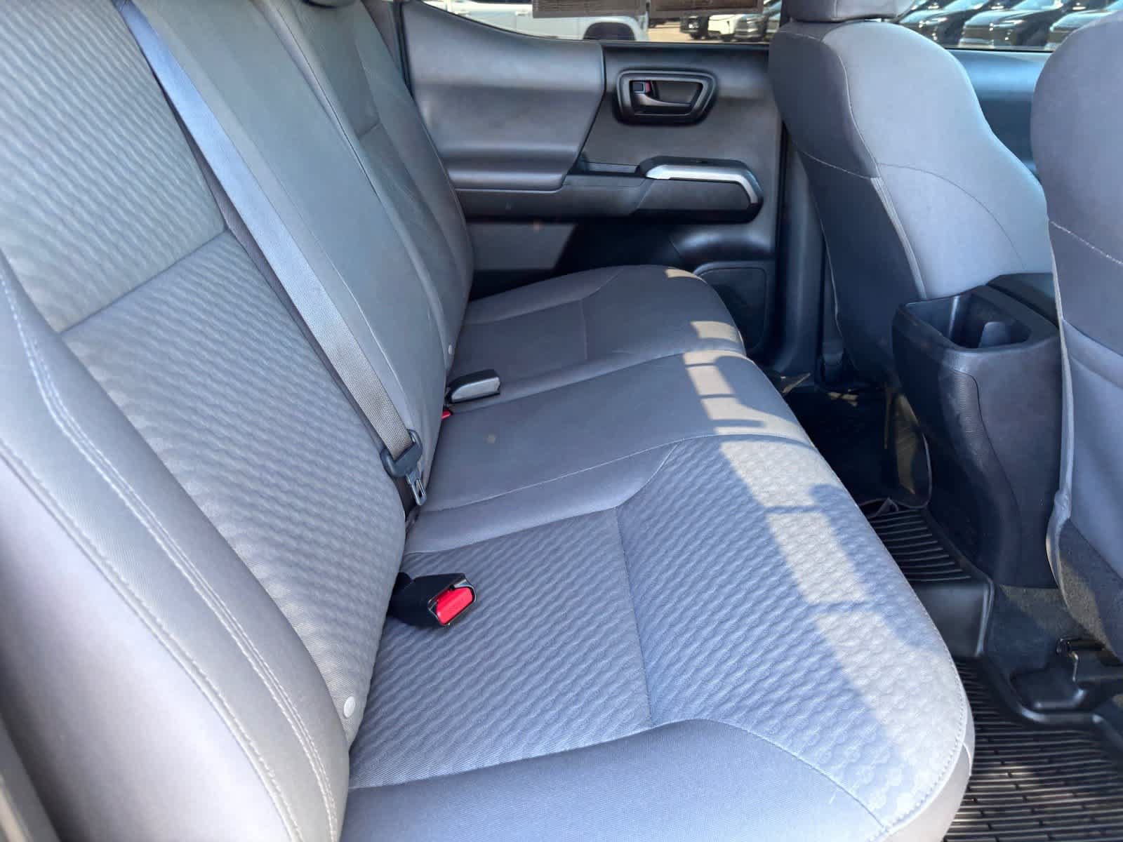 Used 2021 Toyota Tacoma SR5 RWD image 15