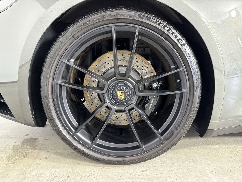 Certified 2024 Porsche 911 Carrera GTS RWD image 16