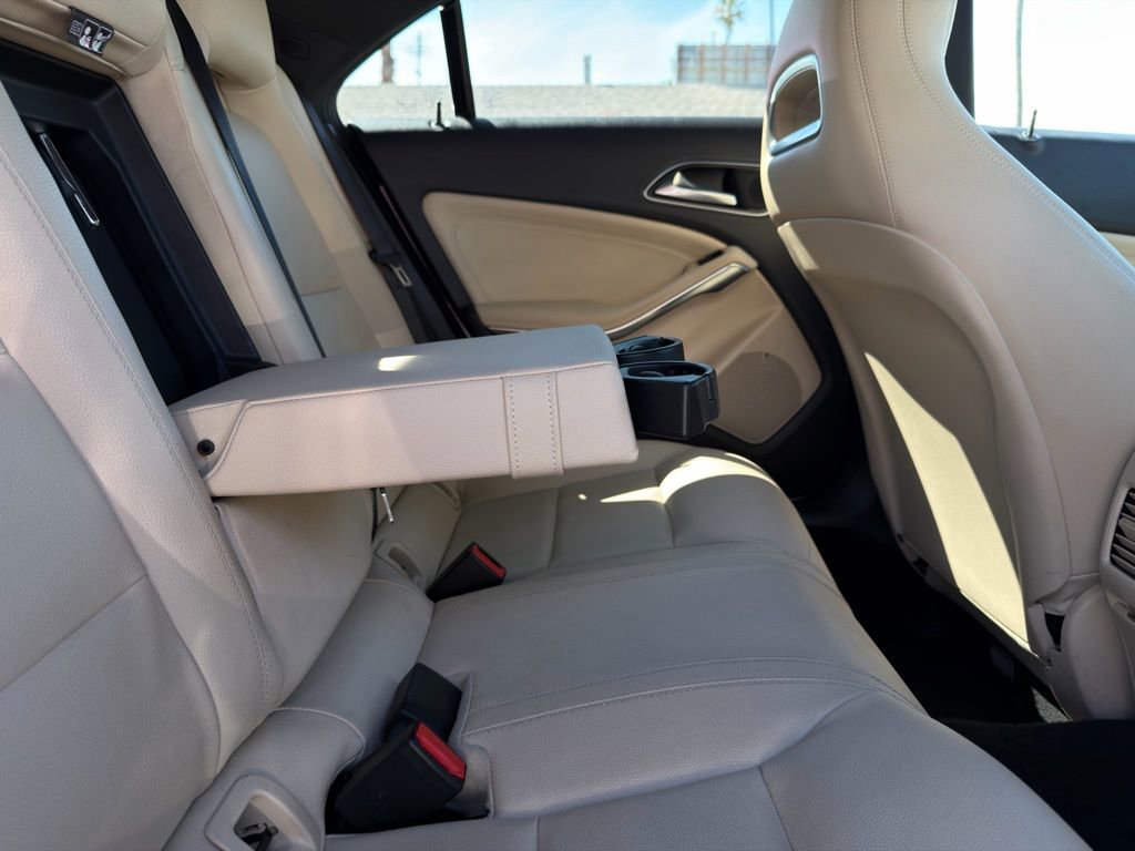 Used 2019 Mercedes-Benz CLA 250 image 39