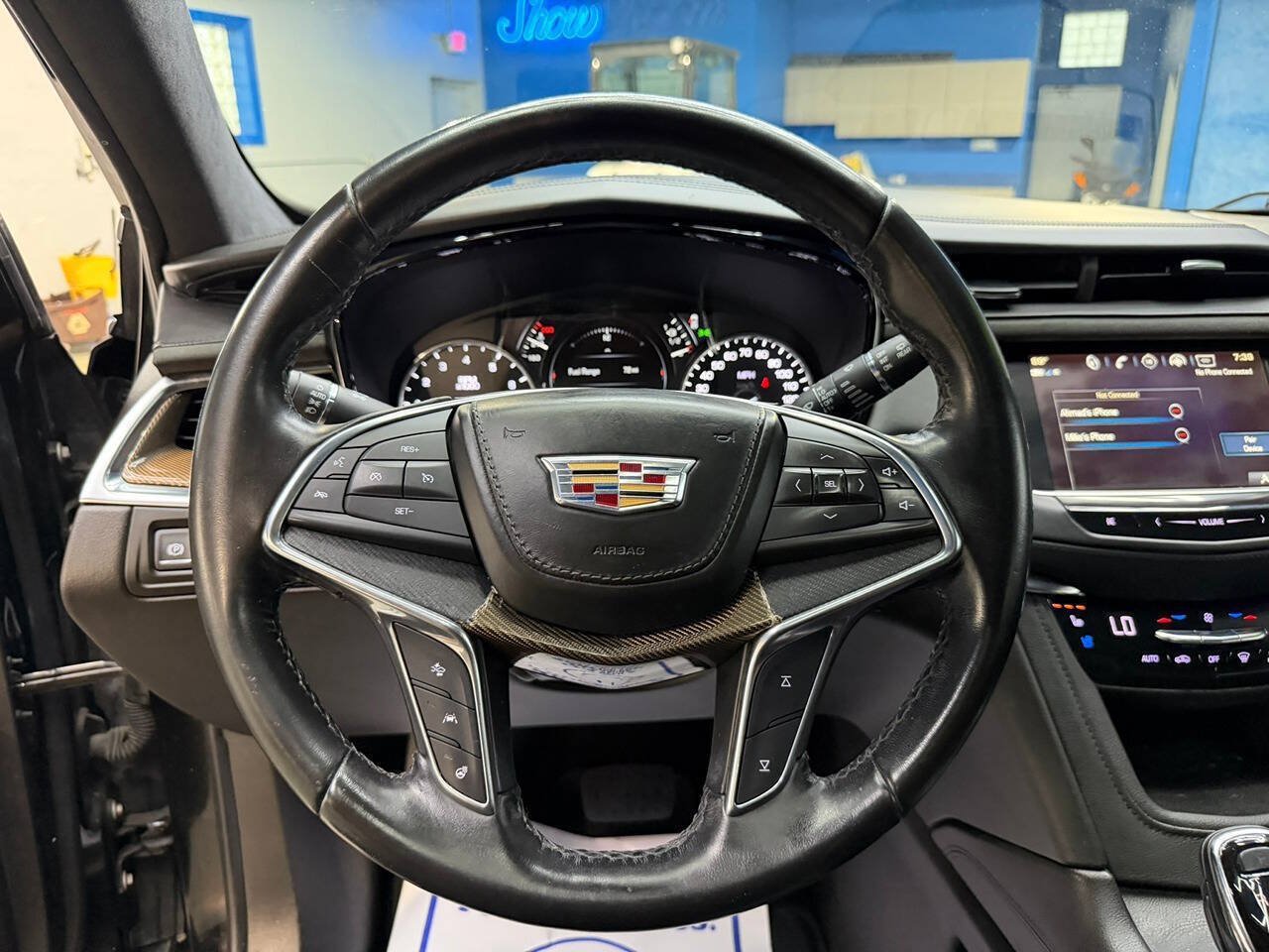 Used 2019 Cadillac XT5 Platinum AWD/4WD image 22
