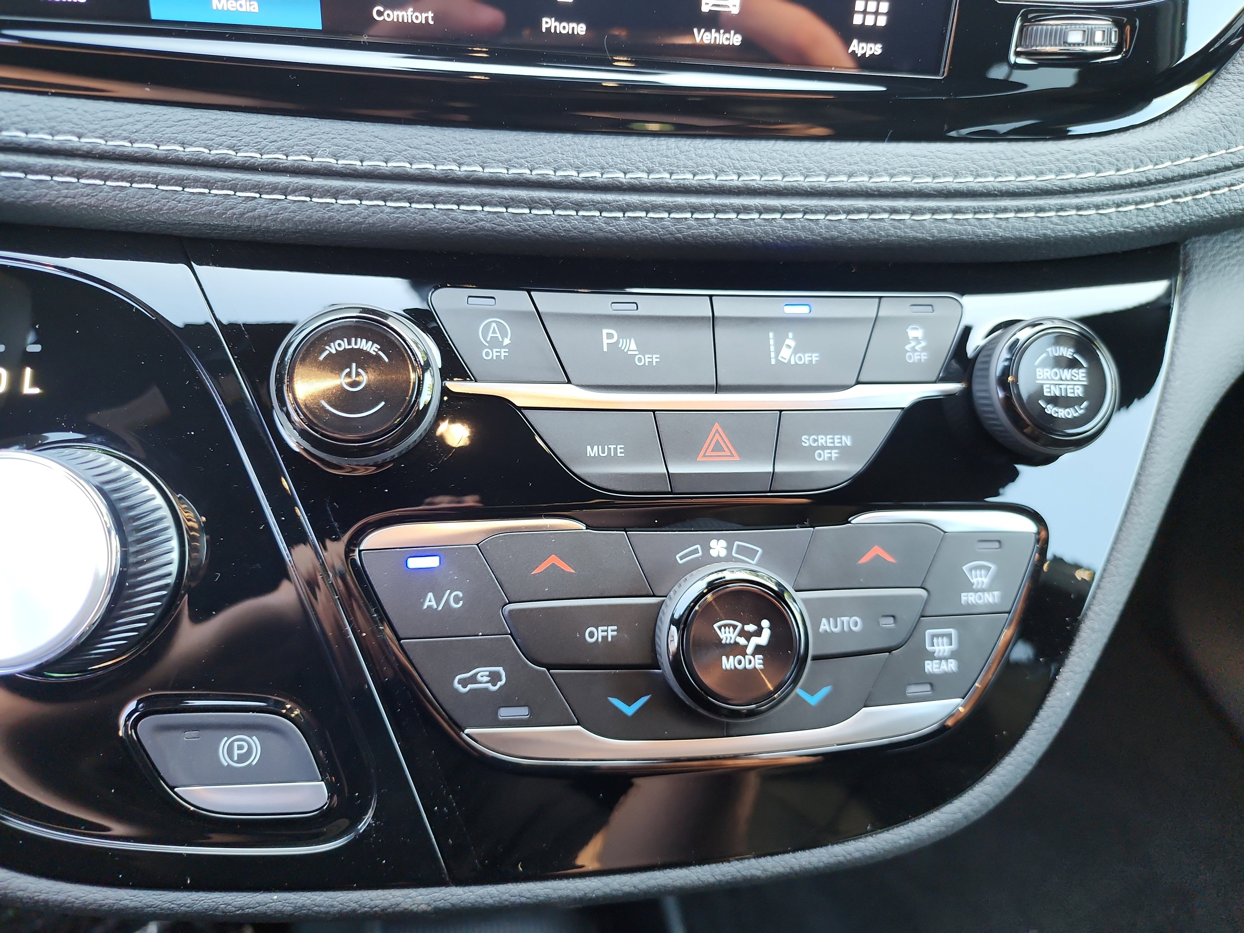 New 2026 Chrysler Pacifica Select image 5