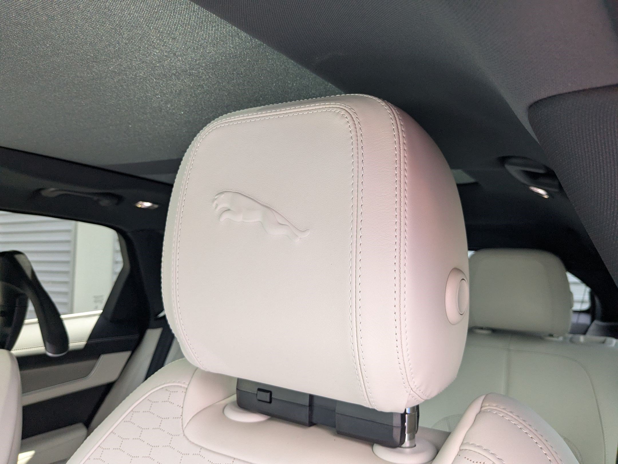 New 2026 Jaguar F-PACE R-Dynamic S AWD/4WD image 26