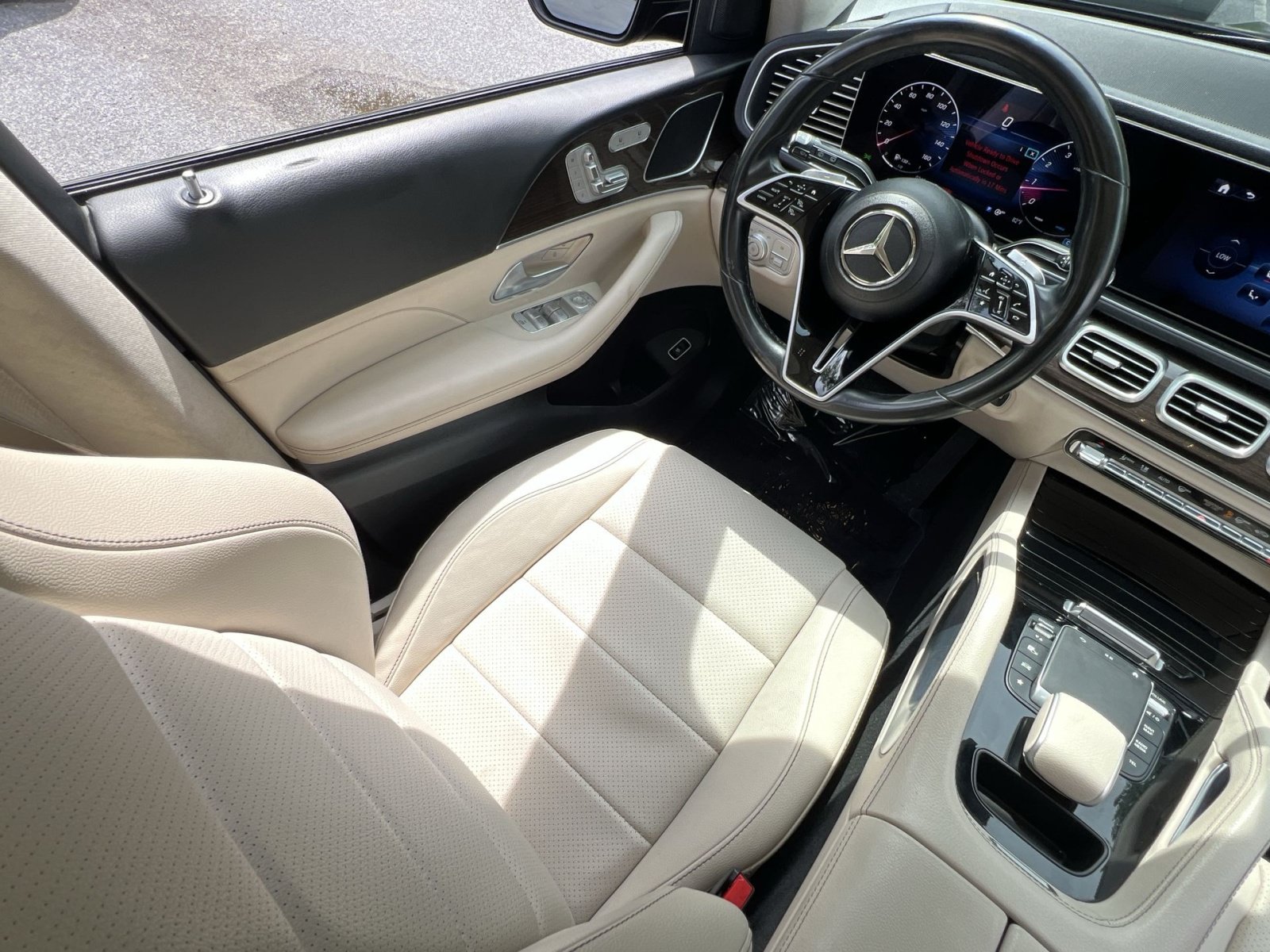 Used 2024 Mercedes-Benz GLE 350 4MATIC image 16