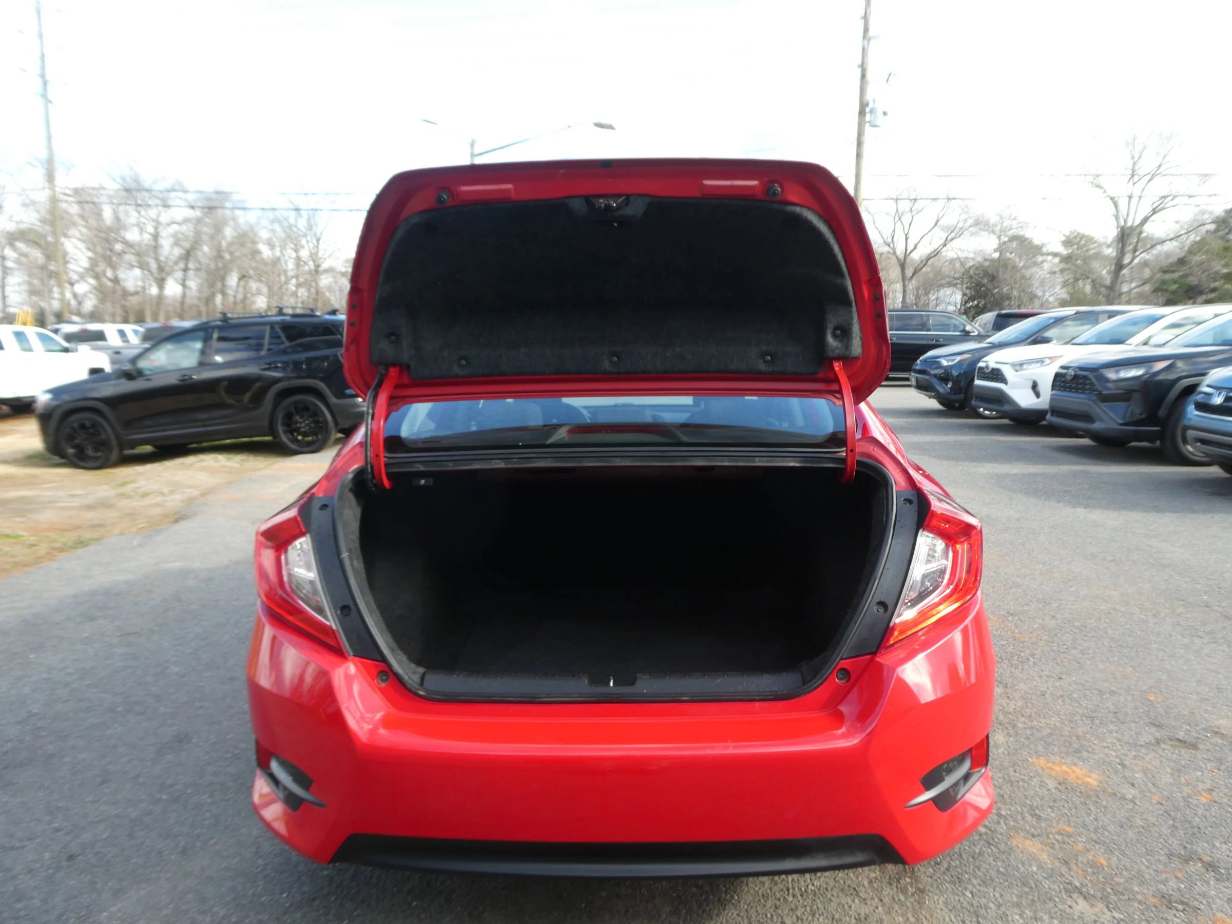 Used 2018 Honda Civic LX image 7