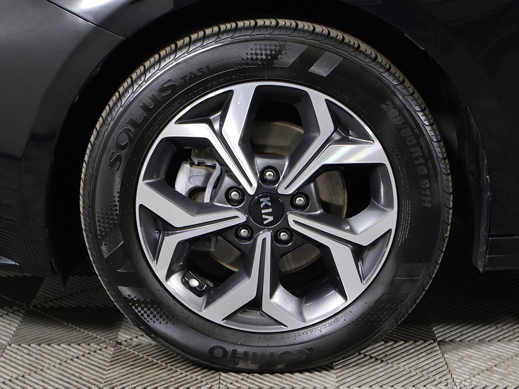 Used 2021 Kia Forte LXS image 11