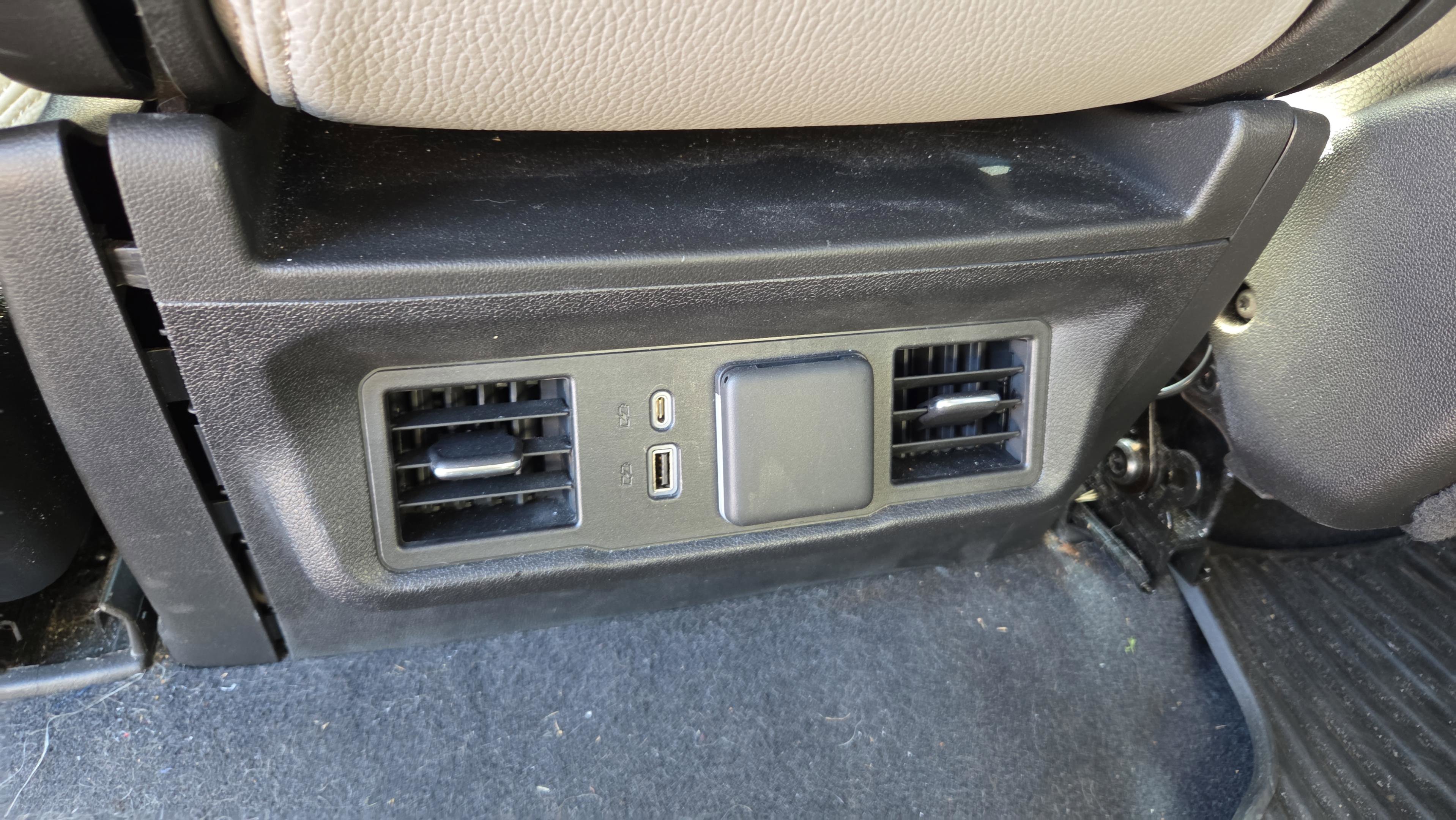 Used 2023 GMC Sierra 1500 SLE AWD/4WD image 13