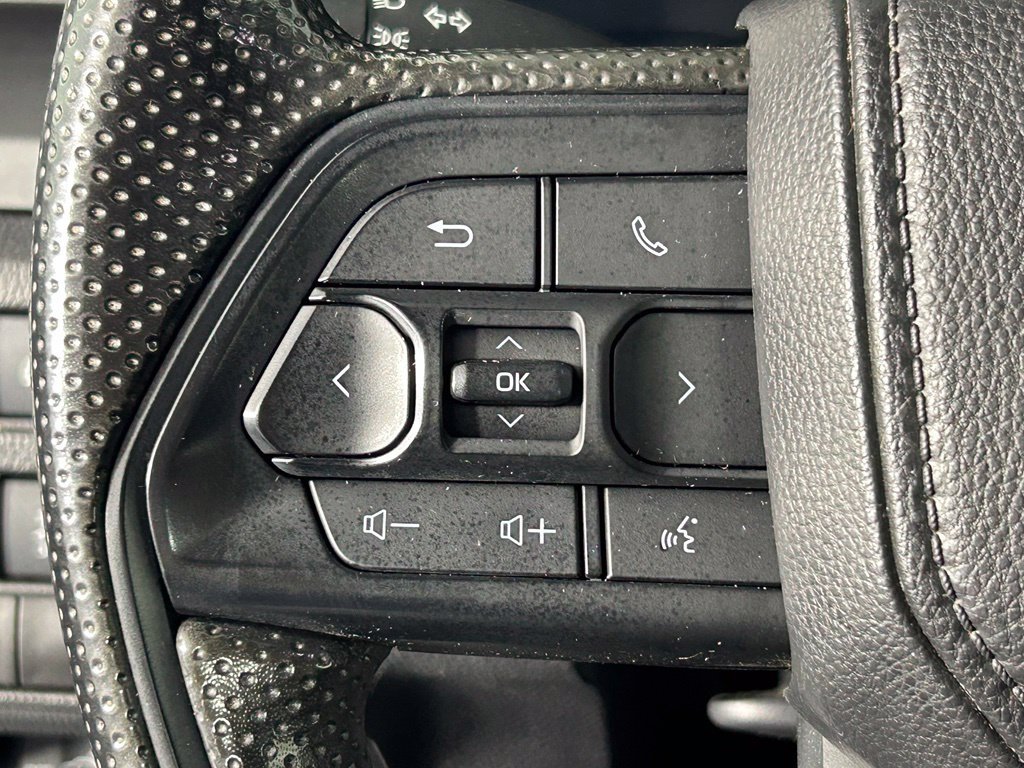 Used 2025 Toyota Tacoma SR RWD image 21