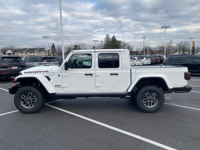 New 2026 Jeep Gladiator Mojave AWD/4WD image 4
