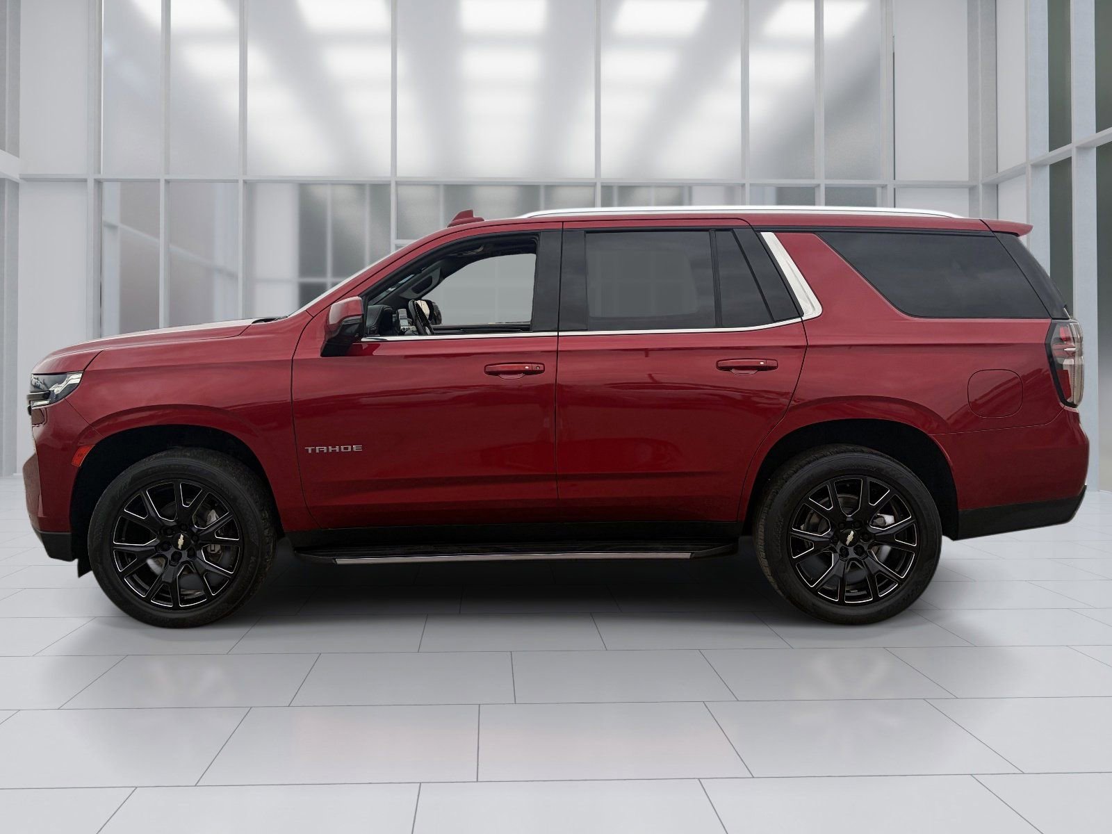 Used 2021 Chevrolet Tahoe LT w/ LT Signature Package image 3