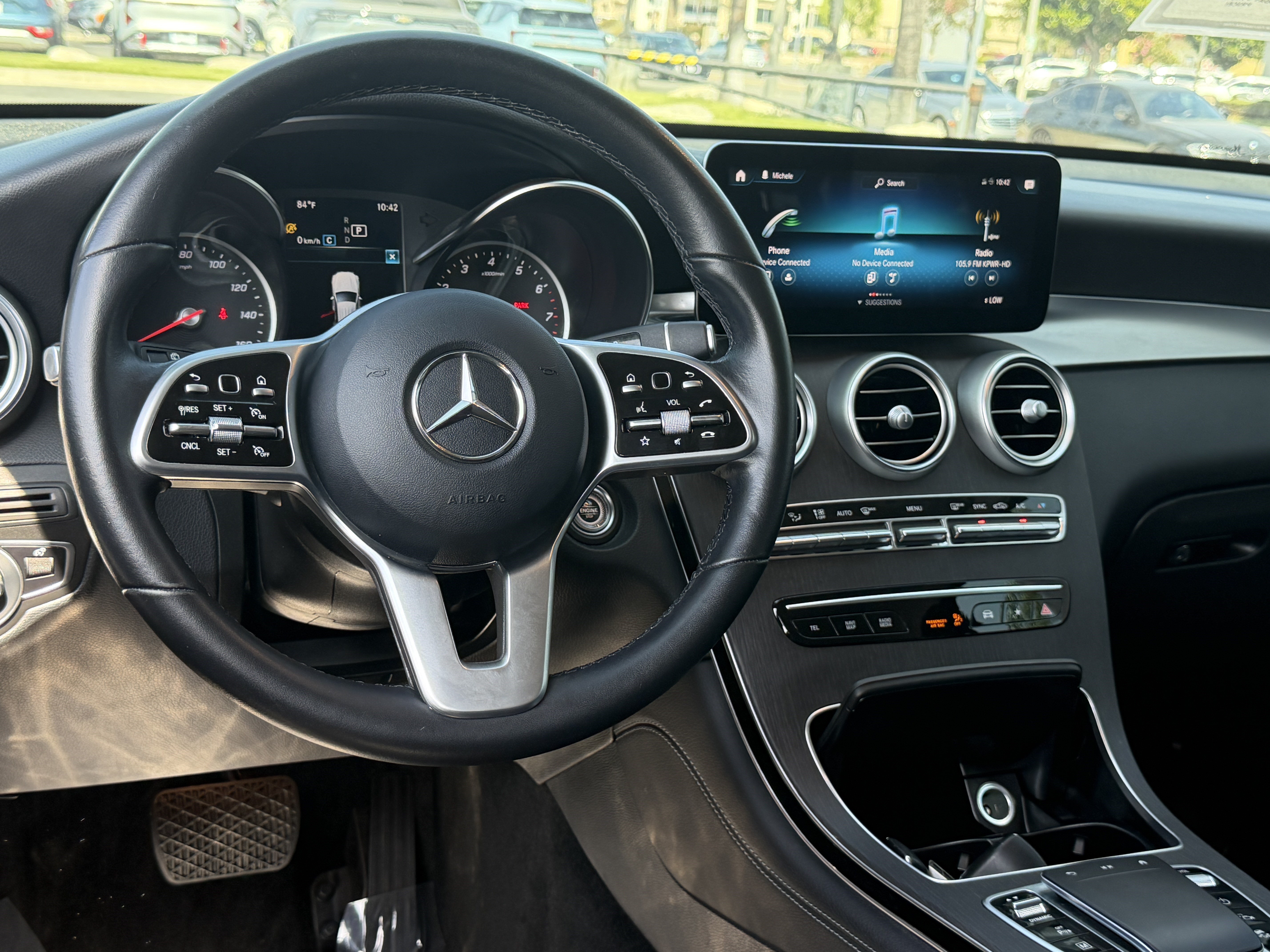 Used 2021 Mercedes-Benz GLC 300 4MATIC image 23