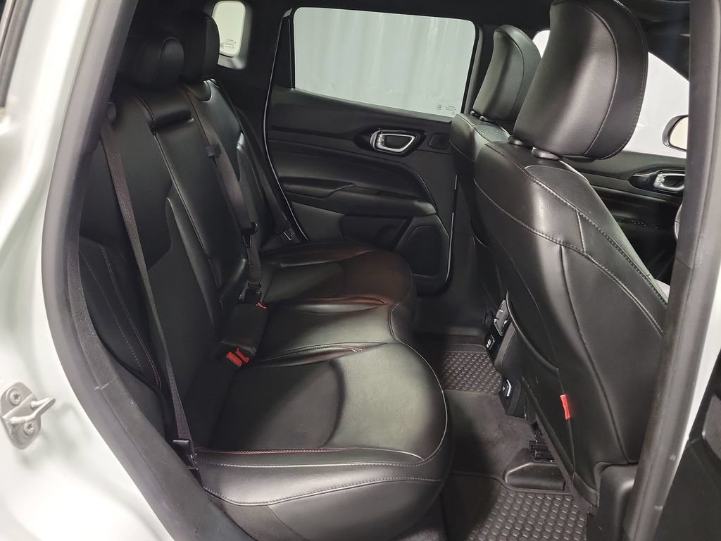 Used 2023 Jeep Compass Trailhawk w/ Sun and Sound Group AWD/4WD image 26