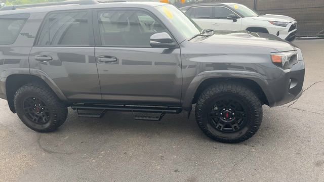 Used 2023 Toyota 4Runner TRD Off-Road Premium w/ Moonroof Package AWD/4WD image 3