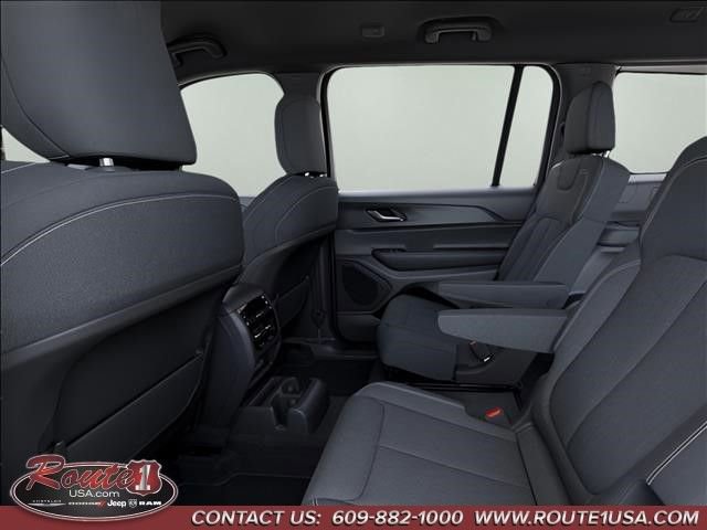 New 2026 Jeep Grand Cherokee L Laredo image 23