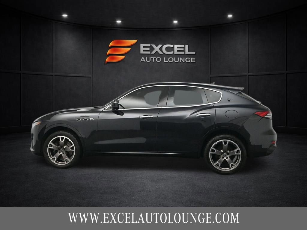Used 2023 Maserati Levante Modena image 3