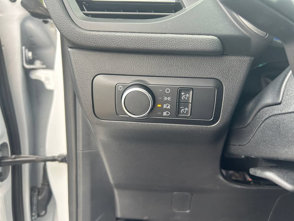 Used 2025 Ford Escape Active AWD/4WD image 18