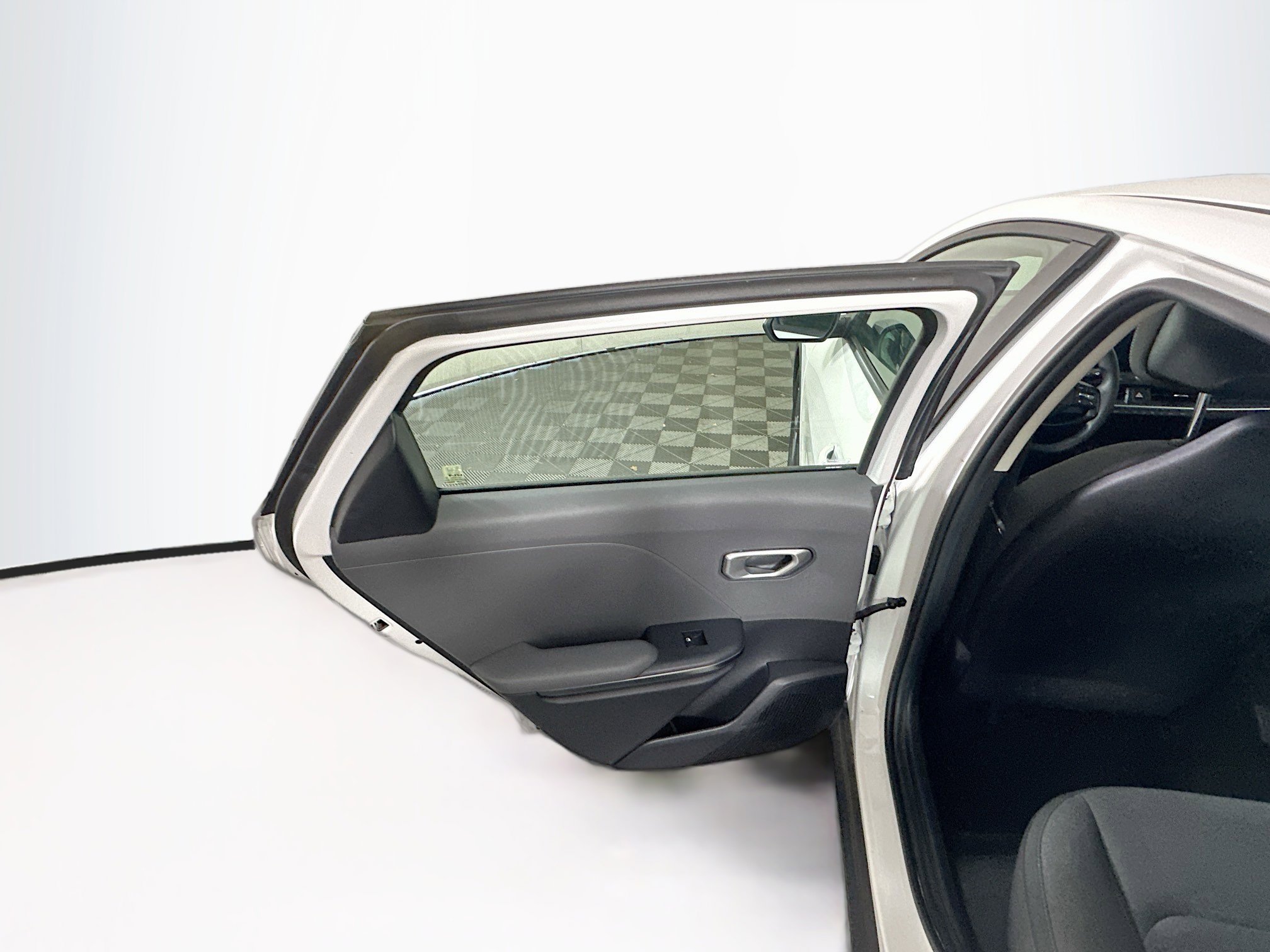Used 2025 Kia K4 FWD image 26