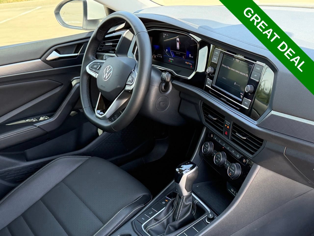 Used 2024 Volkswagen Jetta SE FWD image 34