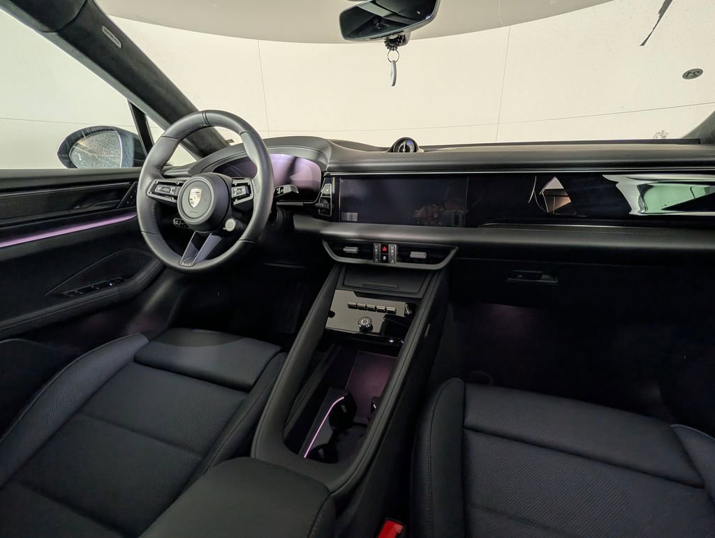 New 2026 Porsche Macan Turbo Electric image 22