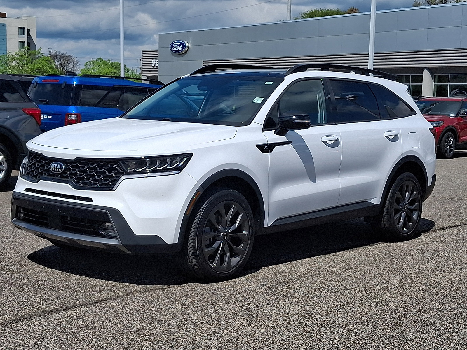 Used 2021 Kia Sorento EX w/ EX AWD X-Line Package image 5