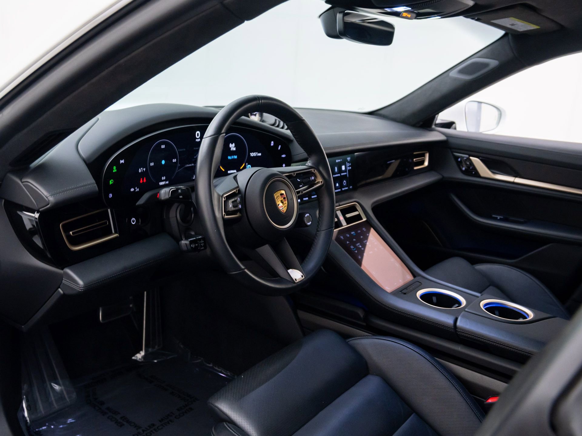Certified 2021 Porsche Taycan Turbo S AWD/4WD image 4