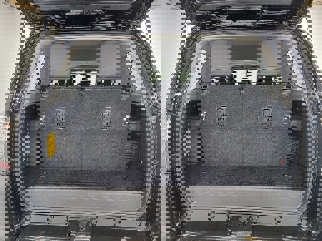 Used 2017 Toyota 4Runner Limited image 32