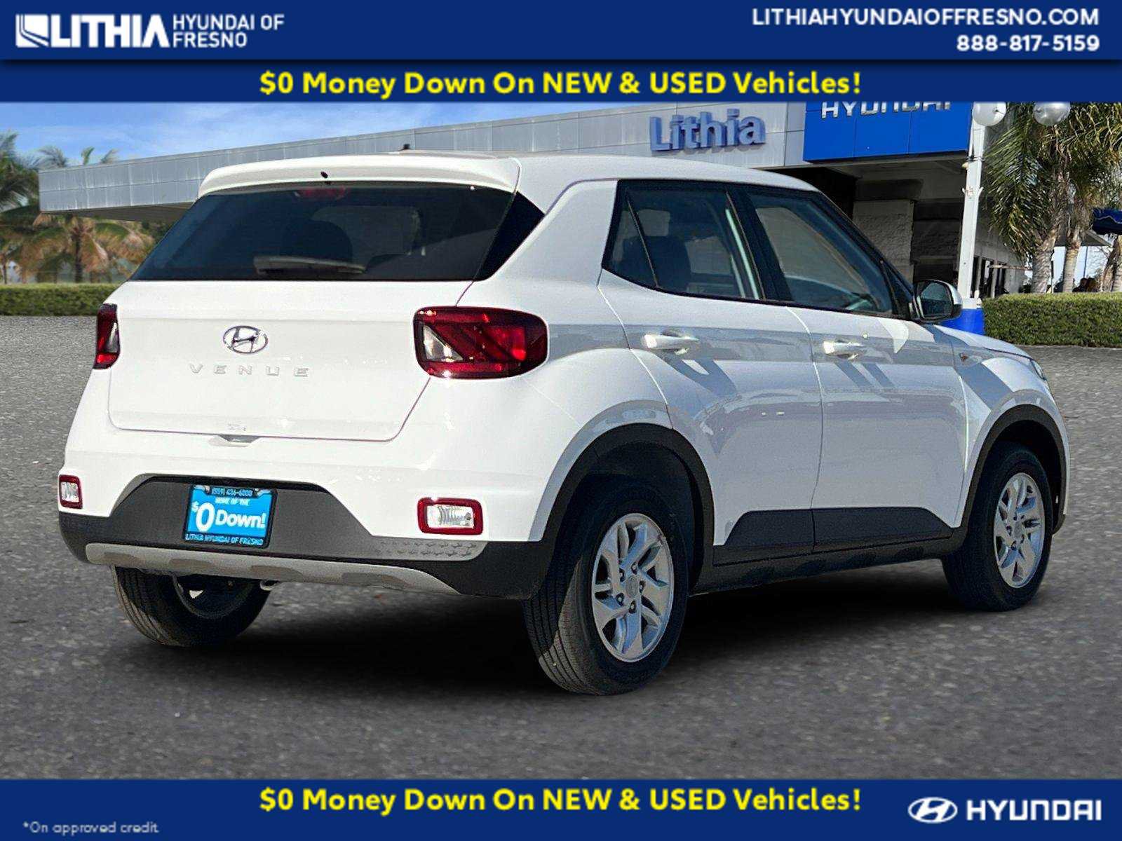 New 2026 Hyundai Venue SE FWD image 2