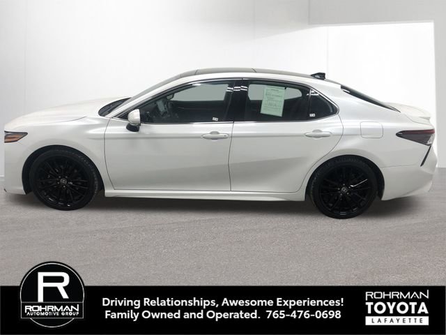 Used 2023 Toyota Camry XSE image 3
