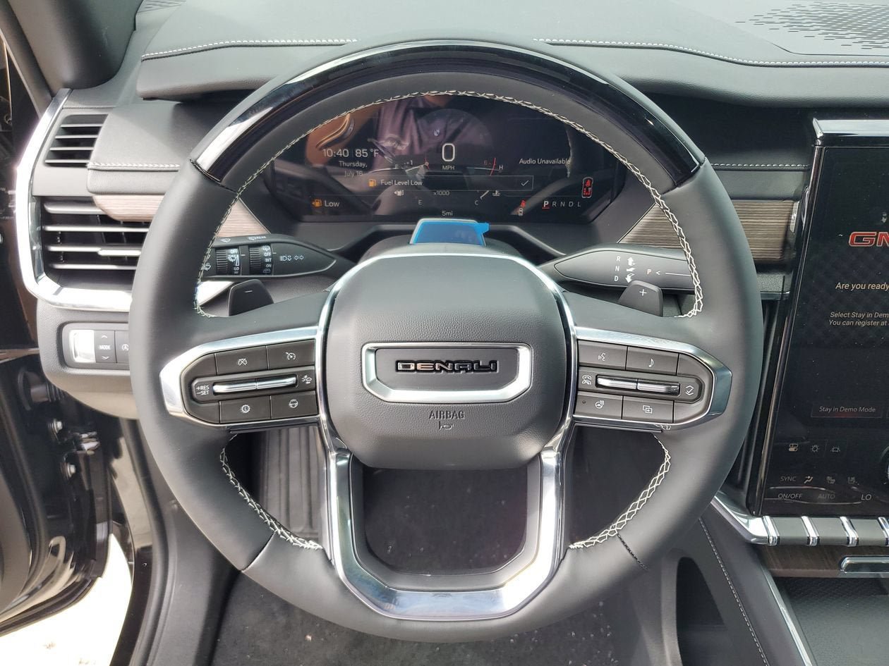 New 2026 GMC Acadia Denali w/ Super Cruise Package FWD image 21