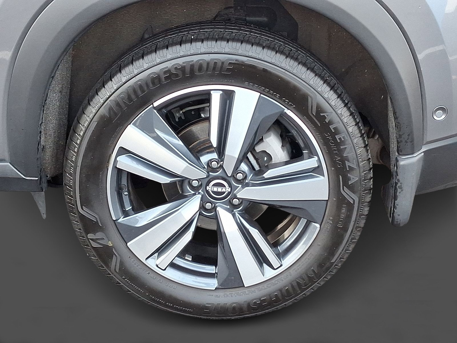 Used 2023 Nissan Rogue SL w/ SL Premium Package image 7