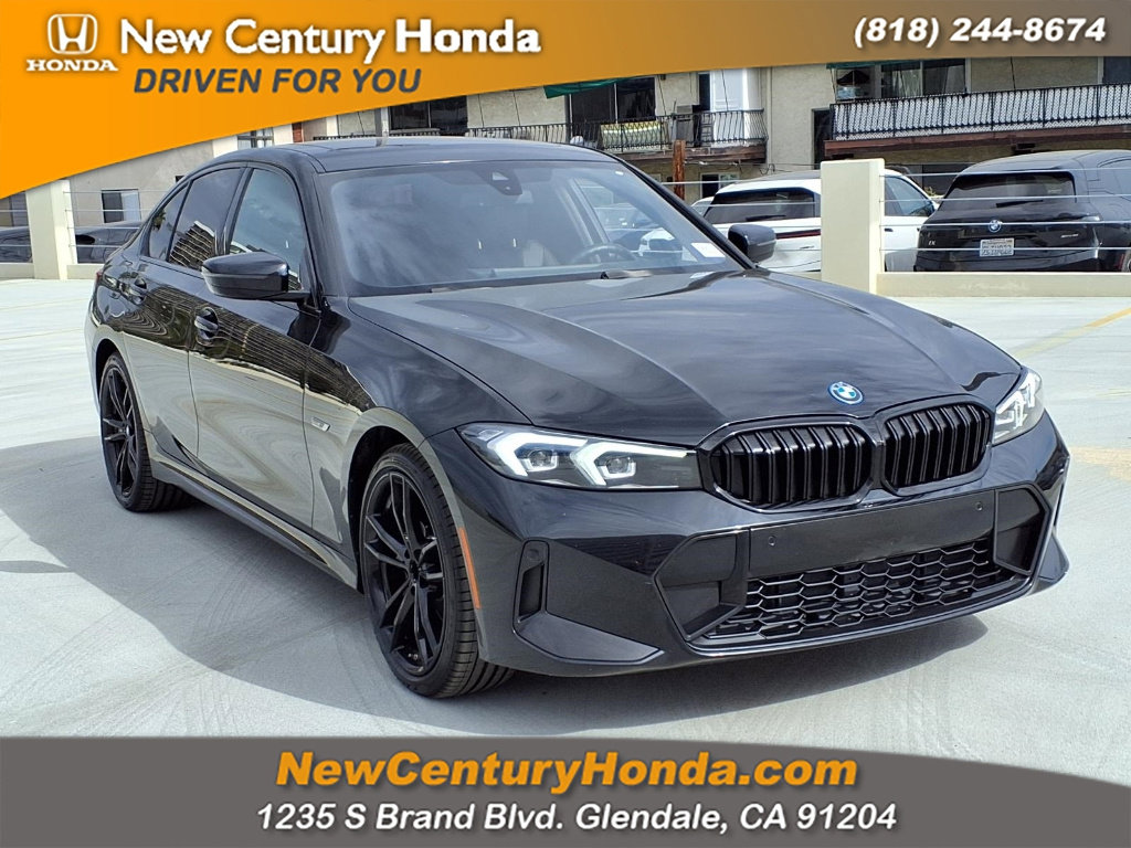 Used 2023 BMW 330e w/ M Sport Package image 3