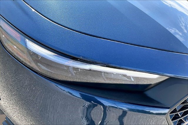 Certified 2025 Honda Accord SE image 27