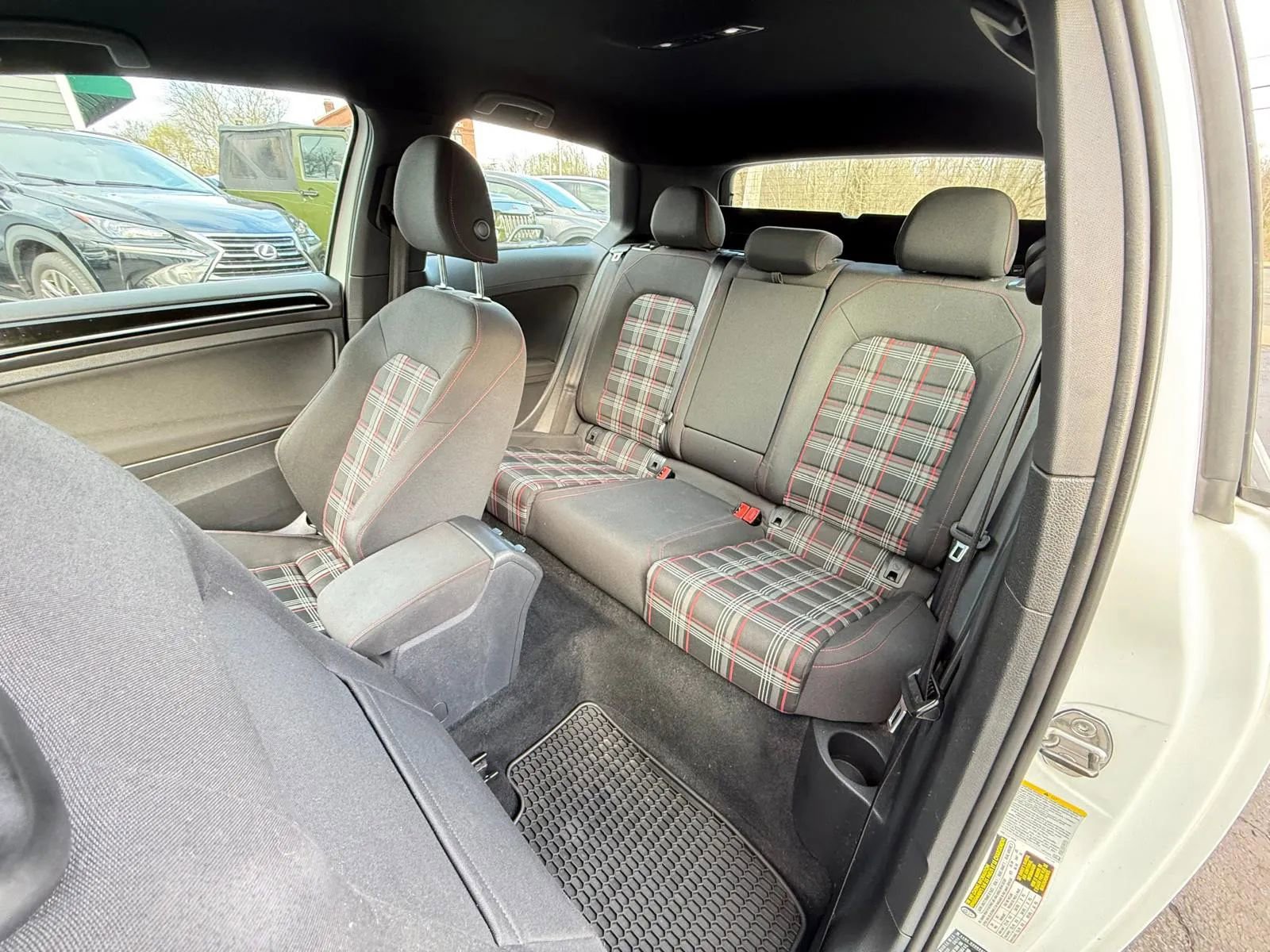 Used 2015 Volkswagen GTI S FWD image 11
