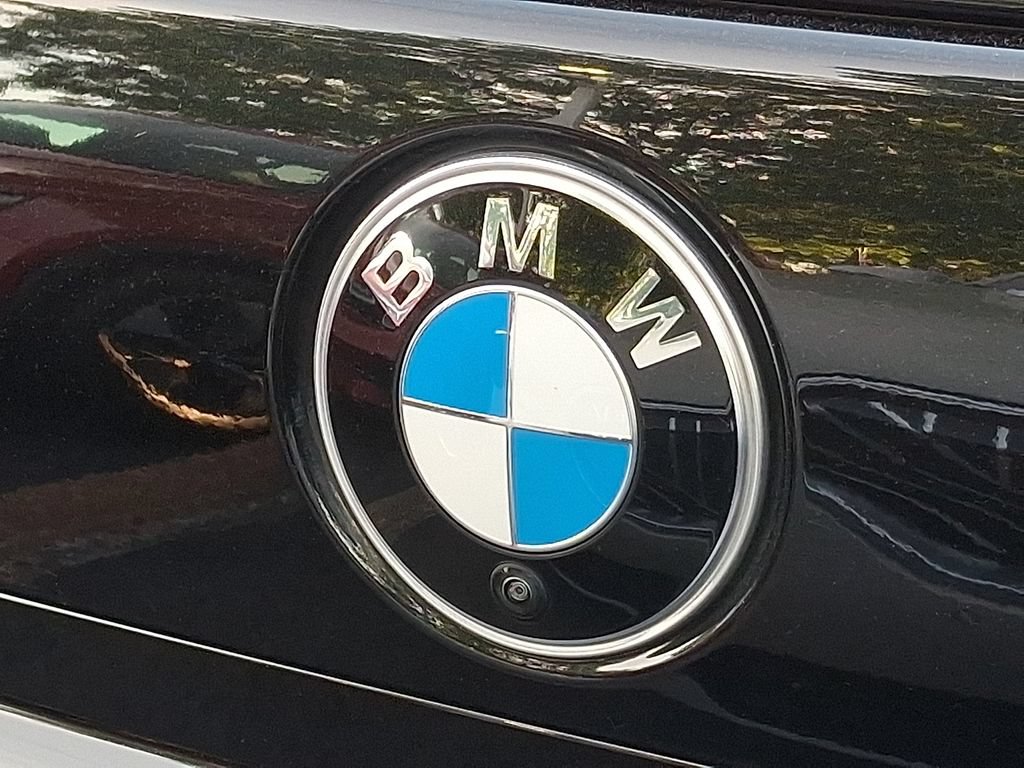 Certified 2024 BMW 760i xDrive w/ Executive Package AWD/4WD image 28